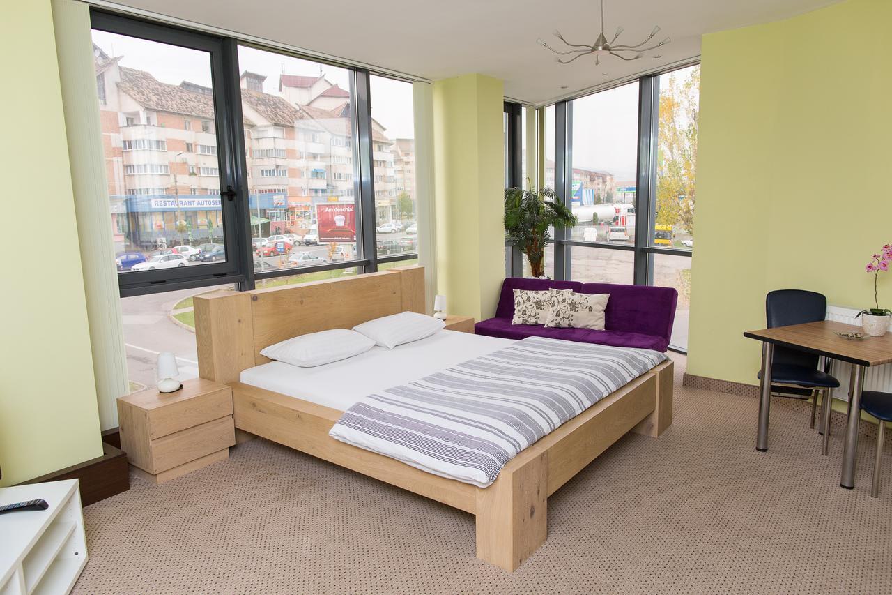 Panorama Rooms Alba Iulia Exterior foto